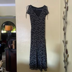 V neck dress/ flowers